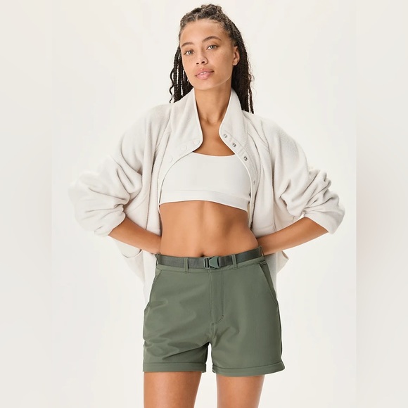 NWT Outdoor Voices RecTrek Zip-Off Pant in Tea Tree/Calcite/Milk Stone - Picture 6 of 8
